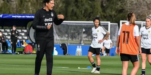 Germ&aacute;n Portanova, Selecci&oacute;n Argentina femenina: &ldquo;Buscamos clasificar al mundial y lo logramos, trabajamos para que el f&uacute;tbol femenino siga creciendo&rdquo;