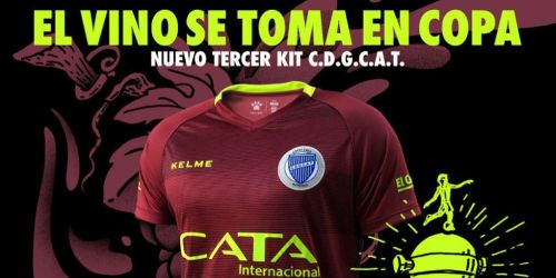 Godoy Cruz presentó una camiseta exclusiva para la Copa Libertadores