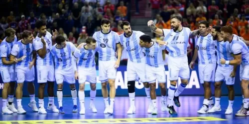 Gonzalo Echevarr&iacute;a, GO7: &ldquo;Es un desaf&iacute;o muy grande vestir a la selecci&oacute;n que juega un Mundial&rdquo;