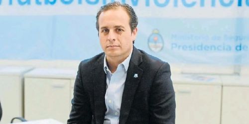 Guillermo Madero: &ldquo;Empezamos a trabajar en una nueva ley penal espec&iacute;fica para el f&uacute;tbol&rdquo;