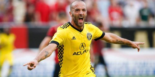 El doble rol de Higuaín en Estados Unidos: jugador y asistente de juveniles
