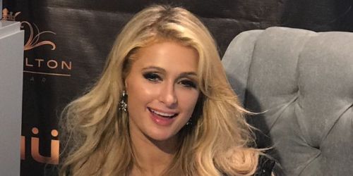 Paris Hilton se declaró hincha del Santos Laguna