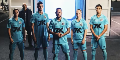 La impresionante cantidad de ventas que tuvo la nueva camiseta azul del Santos