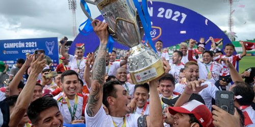 Un campeón inesperado: No había dirigentes y las medallas las entregó un chofer