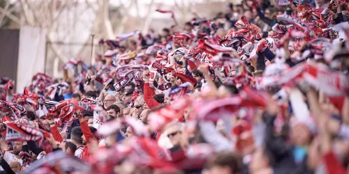 Ins&oacute;lito: el motivo por el que el Rayo Vallecano debe cambiar las dimensiones de su estadio
