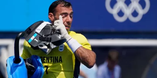 Juan Vivaldi: &ldquo;Yo creo que gracias a los triunfos de las Leonas pudimos subirnos a esa ola"