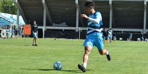Le&oacute;n Morimoto, el hawaiano de Temperley que compararon con Messi y jugar&aacute; las Eliminatorias Mundialistas