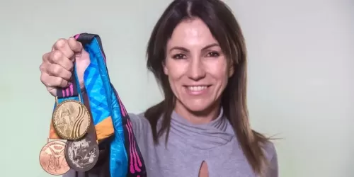 Magui Aicega: "En el 2000 el hockey pego un salto enorme"