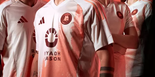 De la mano de adidas, Roma present&oacute; su camiseta alternativa