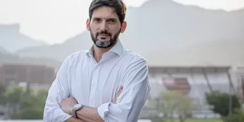 Marcos Senna: “Flamengo es una marca internacional que factura 200 millones de dólares por año”