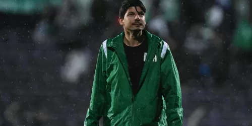Mat&iacute;as Ceretta Manzo, Jefe de Prensa de Racing de Montevideo: "Las Sociedades An&oacute;nimas para los clubes es un respaldo enorme"
