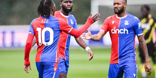 La medida del Crystal Palace: contrat&oacute; a un dise&ntilde;ador para que le haga su propia ropa