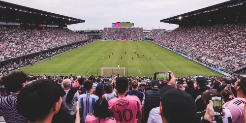 La medida del Nashville: permitir&aacute; camisetas del Inter Miami s&oacute;lo en una parte del estadio