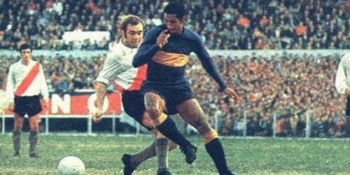 Julio Mel&eacute;ndez: "La Bombonera es sagrada, pero no juega"
