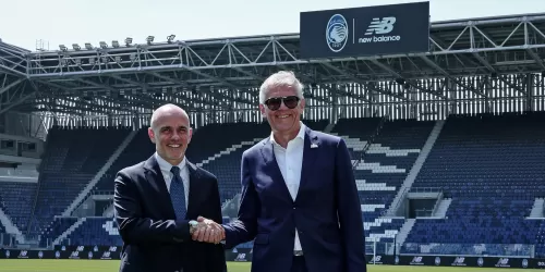 New Balance sigue expandi&eacute;ndose en el f&uacute;tbol: vestir&aacute; al Atalanta y al West Ham