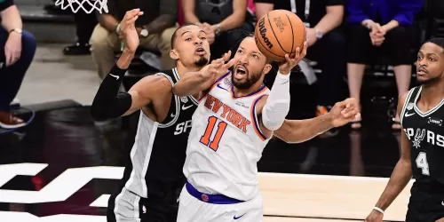 New York Knicks gan&oacute; el primer juego de la final