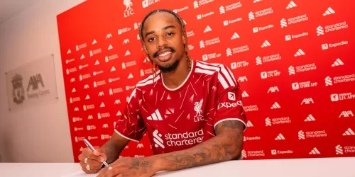 La Premier League gast&oacute; m&aacute;s que las otras cuatro grandes ligas juntas en el mercado de pases