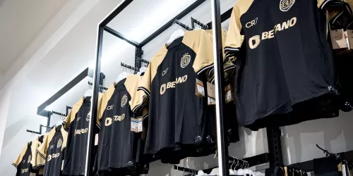 ¿Por qué Sporting de Lisboa lanzó una camiseta con la marca de Cristiano Ronaldo?