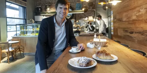 Renato Civelli: Del f&uacute;tbol a su actualidad como empresario gastron&oacute;mico