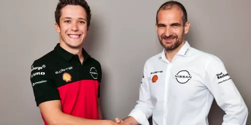 Sacha Fenestraz, piloto Nissan F&oacute;rmula E: "Me considero bien argentino, por m&aacute;s que haya nacido en Francia".
