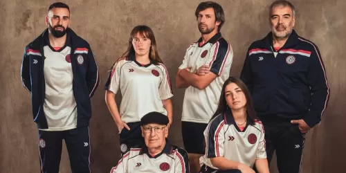 San Lorenzo presenta su cuarta camiseta del a&ntilde;o