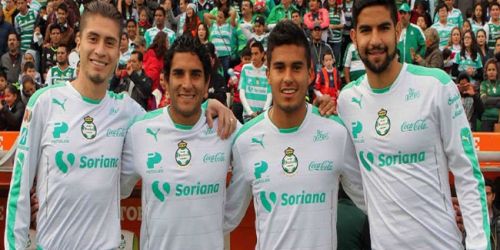 Santos Laguna y Puma presentaron una nueva camiseta