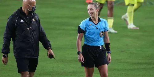 Tori Penso sigue haciendo historia: dirigirá el primer partido del Mundial de Clubes