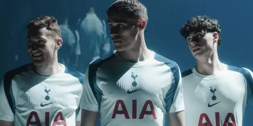 El Tottenham lanzó su nueva camiseta titular para la temporada 2025/26