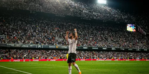 Valencia celebra los 100 a&ntilde;os de su estadio con presencia en Nueva York