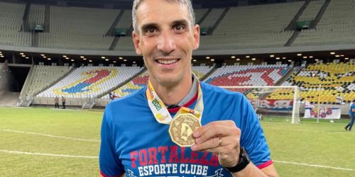 El fen&oacute;meno Vojvoda en Fortaleza: pelea el Brasileirao y va por la Copa de Brasil
