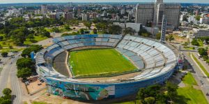 El Centenario ya no luce su histórico mural, ¿qué empresa lo había pintado y cómo lucirá de ahora en más?