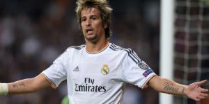 Sigue siendo jugador del Real Madrid y desembarc&oacute; en uno de los clubes m&aacute;s modestos de su pa&iacute;s