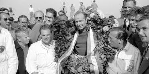 El recuerdo de Mercedes-Benz a 110 años del nacimiento de Fangio