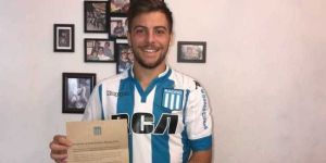 Racing le envió un carnet y camiseta a una de las promesas del Real Madrid, hincha del club