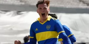 Qui&eacute;n es Jabes Saralegui, el juvenil de Boca que podr&iacute;a hacer su debut en Primera