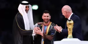 La oferta millonaria que realizaron por la túnica que uso Lionel Messi al levantar la Copa del Mundo