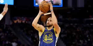 La particular y tecnol&oacute;gica forma de entrenar el tiro de Curry