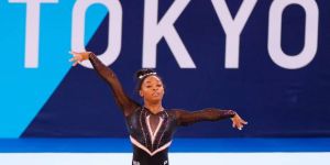 Simone Biles se transforma en la primera deportista en obtener un emoji propio