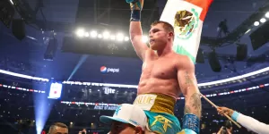 El sorpresivo cambio de representante de Canelo en la previa de una pelea