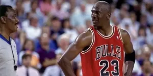 Se subast&oacute; una camiseta de partido de Michael Jordan: &iquest;A cu&aacute;nto se vendi&oacute;?