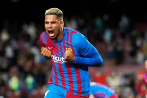 Tras la renovaci&oacute;n de Ronald Araujo, repasamos los futbolistas con cl&aacute;usulas de 1000 M de euros