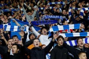 Un ni&ntilde;o encontr&oacute; dinero en el estadio y se lo env&iacute;o a la figura de su equipo