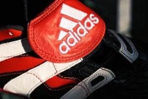 adidas Football revela los nuevos botines Predator Accelerator Electricity
