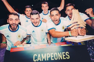 adidas present&oacute; sus botines Exhibit Pack en una nueva Tango League