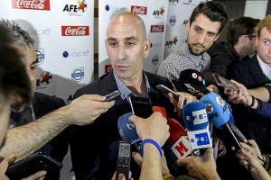 El f&uacute;tbol espa&ntilde;ol entra en huelga y complica a la Copa Am&eacute;rica