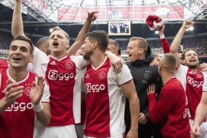 Ajax tiene su cerveza oficial