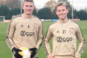 La divertida broma del Ájax a dos jugadores por el “Black Friday”