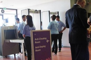 Un ajedrecista us&oacute; un celular y lo sancionaron