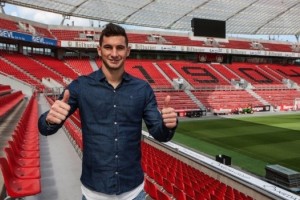 El motivo por el cual River trab&oacute; el debut de Alario en Alemania