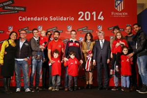 El Atl&eacute;tico Madrid present&oacute; su calendario solidario 2014